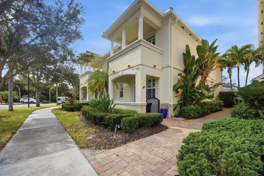 7681 Bergamo Avenue, Sarasota, FL 34238 - Image #2