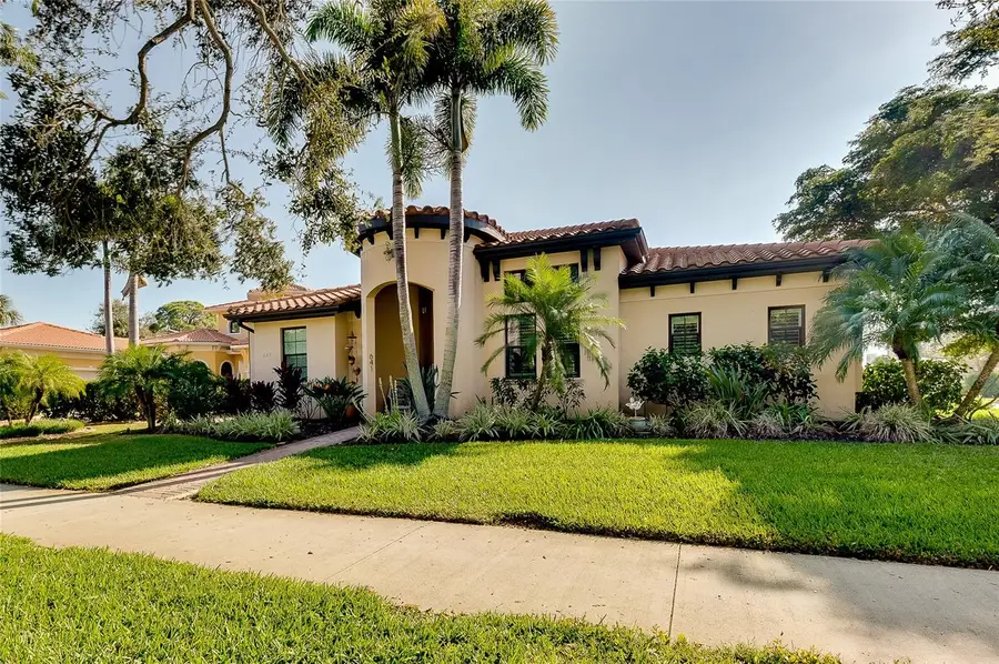 641 W Venice Avenue, Venice, FL 34285 - Image #3