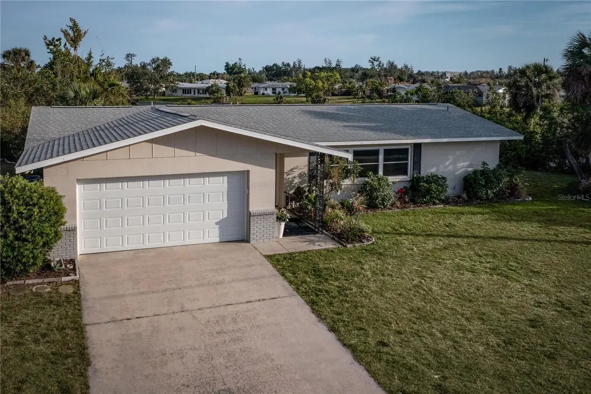 512 Shamrock Blvd, Venice, FL 34293 - Image #1