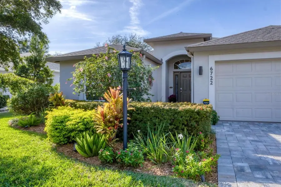 6722 W Country Club Lane, Sarasota, FL 34243 - Image #2
