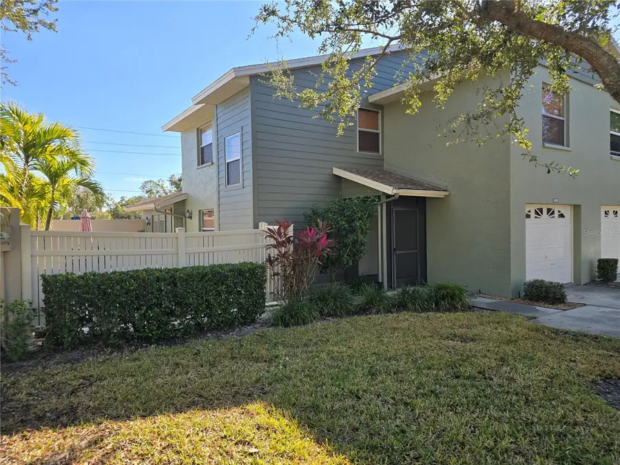 4181 Center Pointe Circle #91B, Sarasota, FL 34233 - Image #2