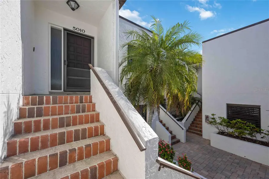 5010 Marsh Field Road #32, Sarasota, FL 34235 - Image #2