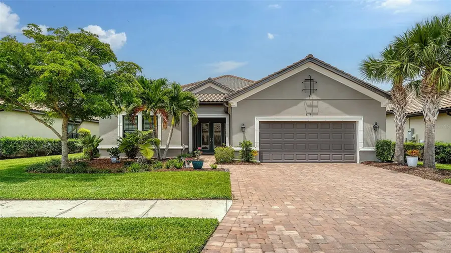 8713 Mangilli Road, Sarasota, FL 34238 - Image #3