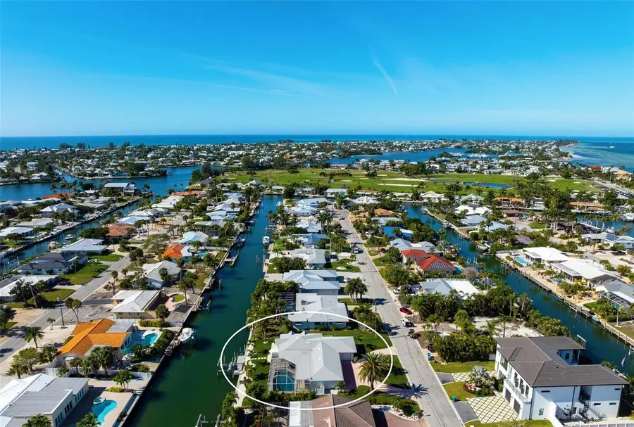 616 Foxworth Lane, Holmes Beach, FL 34217 - Image #3