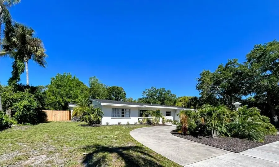 703 Whitfield Avenue, Sarasota, FL 34243 - Image #2