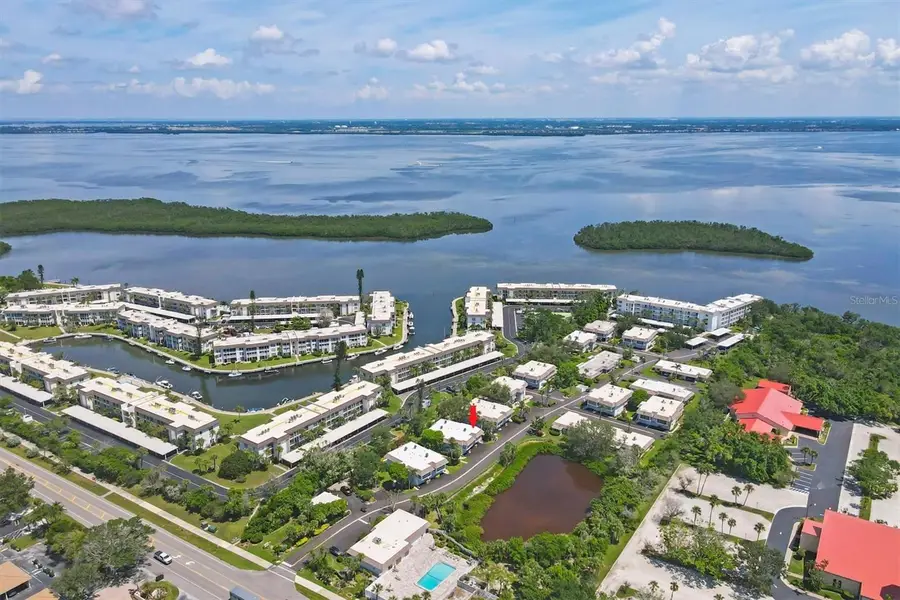 527 Sutton Place, Longboat Key, FL 34228 - Image #3
