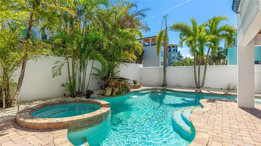 4101 4th Avenue, Holmes Beach, FL 34217 - Image #2