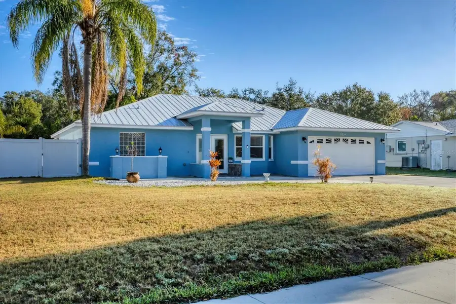 5334 San Jose Drive, Sarasota, FL 34235 - Image #3