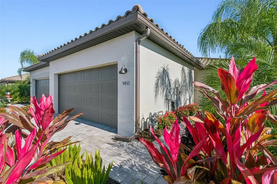 5433 Mystic Water Cove, Bradenton, FL 34211 - Image #3