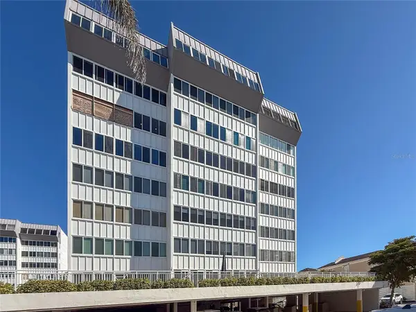 1055 W Peppertree Drive #102AA, SARASOTA, FL 34242