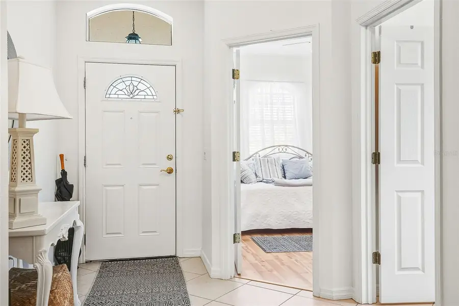 1858 Vamo Drive, Sarasota, FL 34231 - Image #2