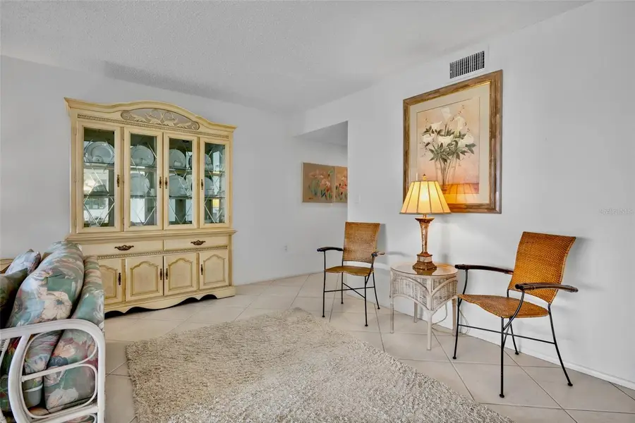 5218 Marsh Field Lane #108, Sarasota, FL 34235 - Image #3