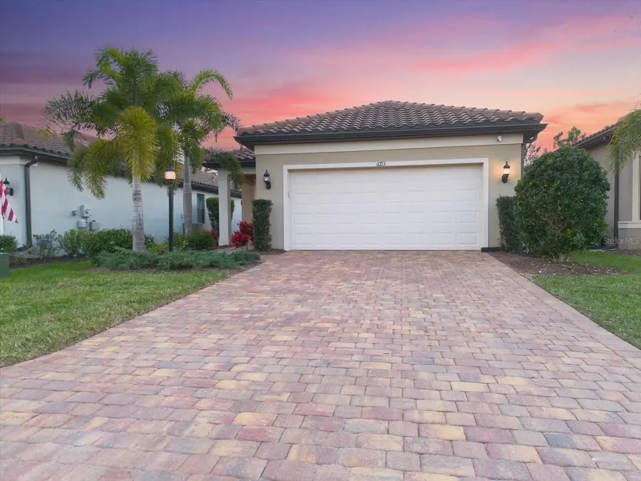 6713 Alstead Circle, Lakewood Ranch, FL 34202 - Image #2