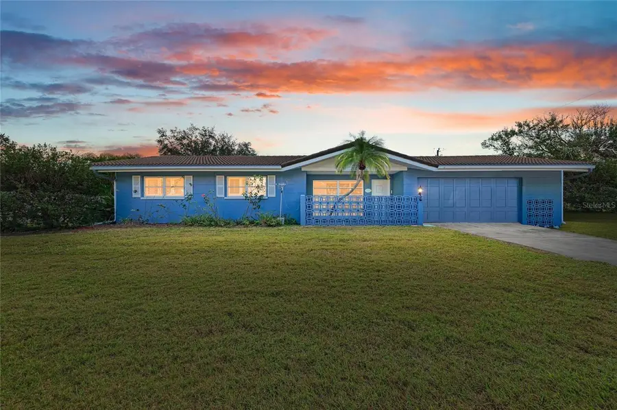 3040 Tyrone Lane, Sarasota, FL 34239 - Image #2