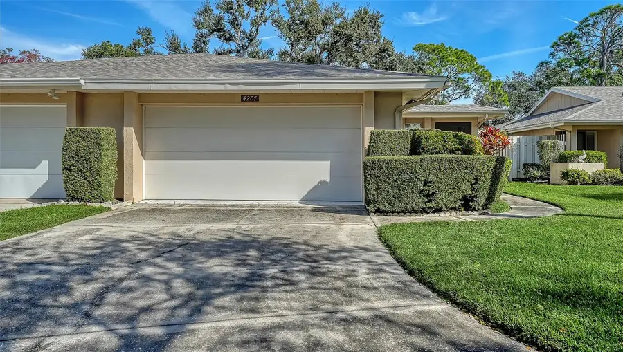 4207 Bowling Green Circle #35, Sarasota, FL 34233 - Image #2