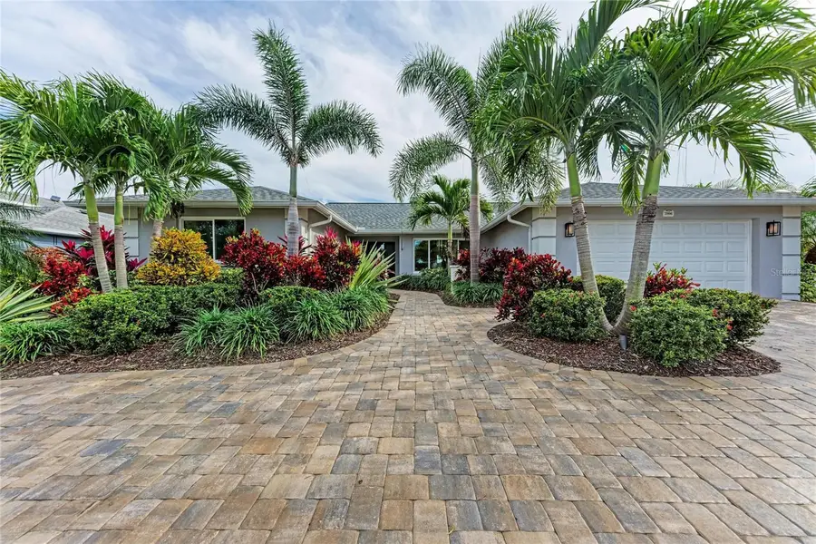 3906 Prairie Dunes Drive, Sarasota, FL 34238 - Image #3