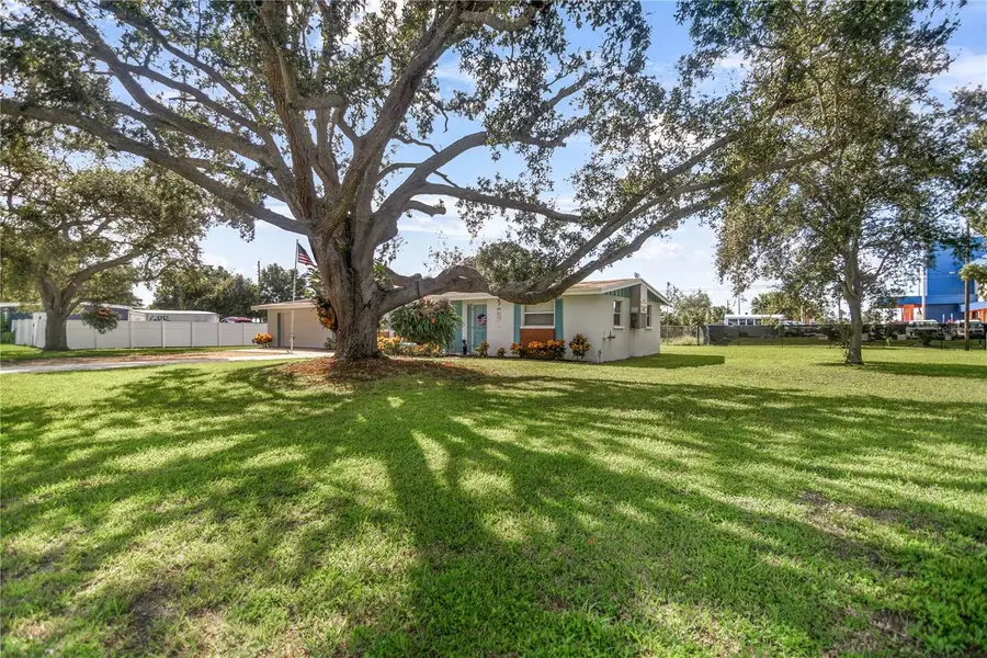 3012 52nd Avenue Drive W, Bradenton, FL 34207 - Image #3