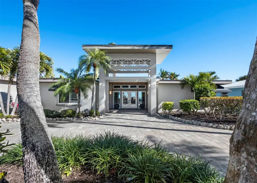 1186 Westway Drive, Sarasota, FL 34236 - Image #2