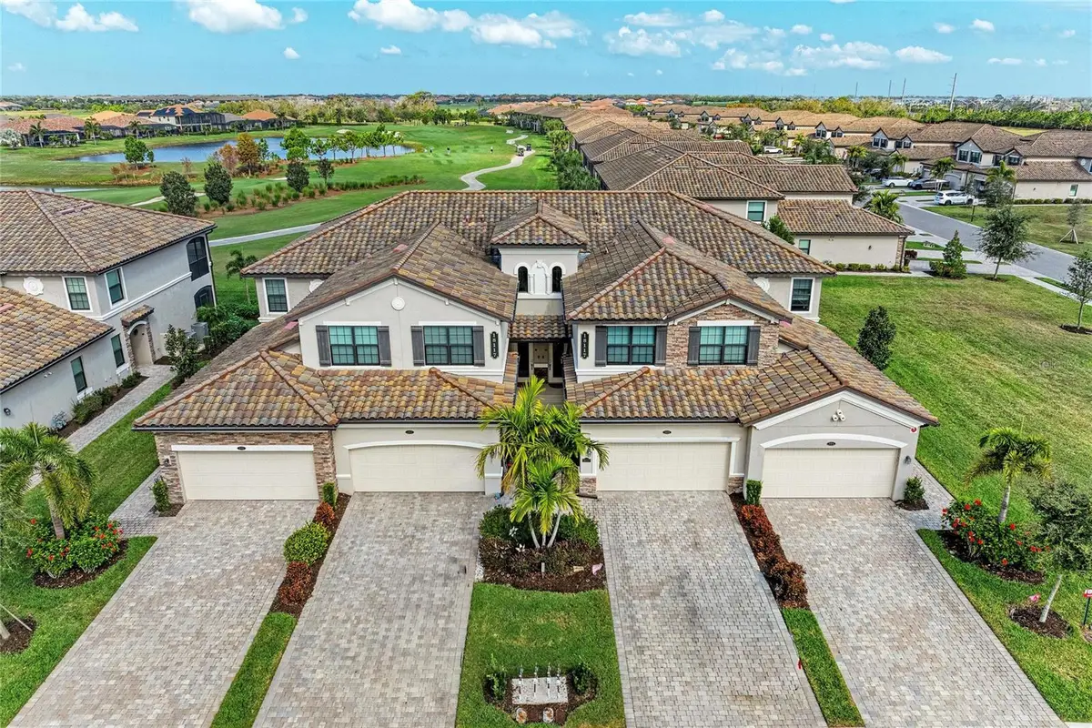 18117 Gawthrop Drive #101, Bradenton, FL 34211 - Image #1