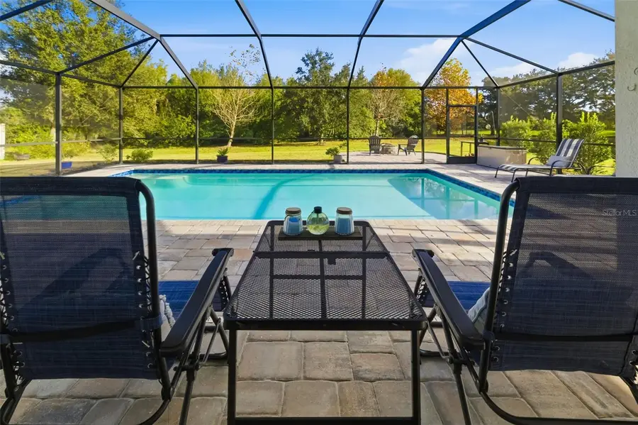 731 116th Court Ne, Bradenton, FL 34212 - Image #2