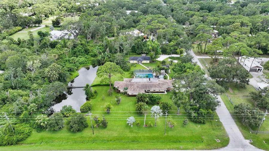 3012 Desoto Road, Sarasota, FL 34234 - Image #2