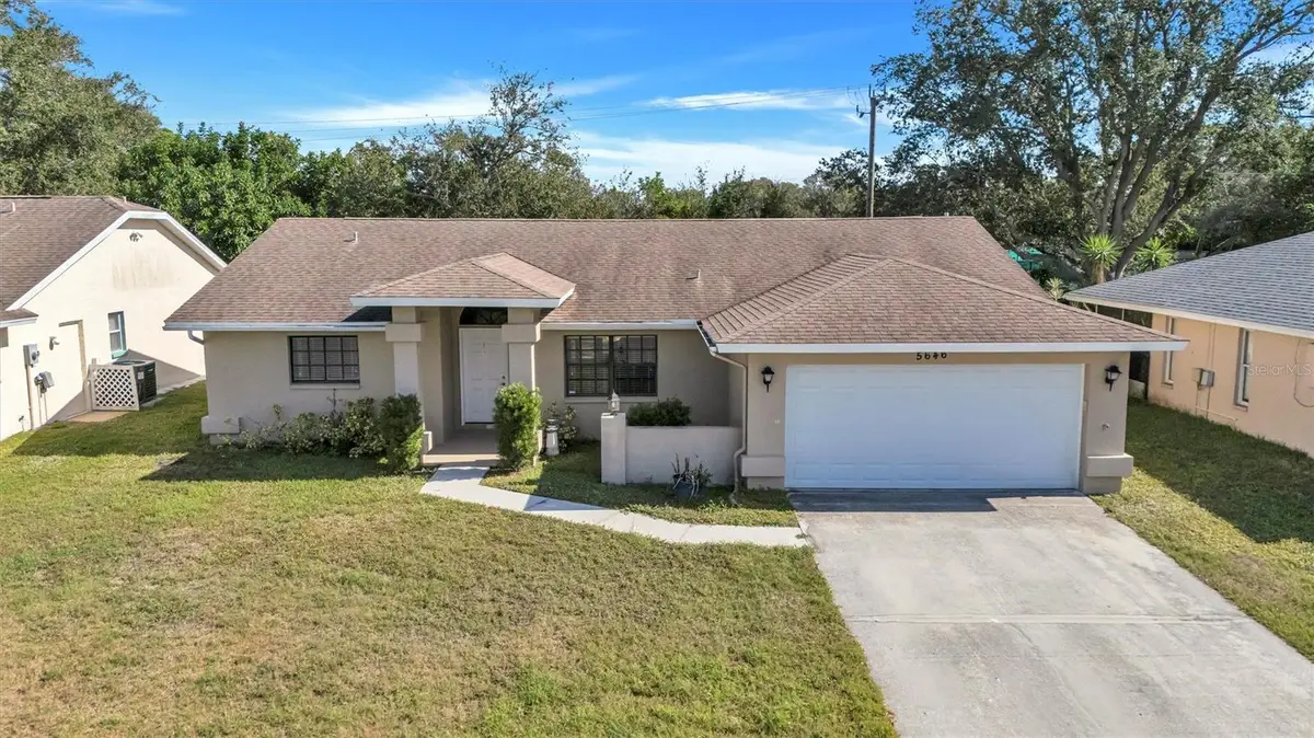 5646 29th Street Circle E, Bradenton, FL 34203 - Image #1