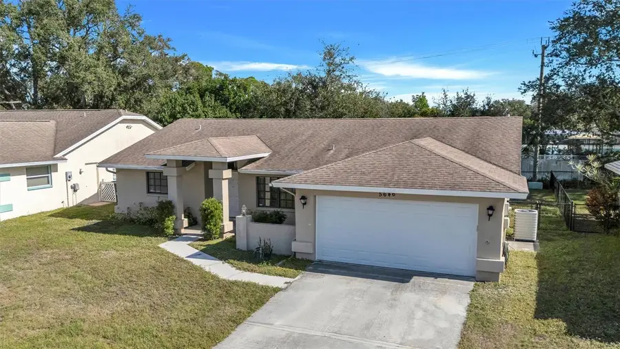 5646 29th Street Circle E, Bradenton, FL 34203 - Image #3