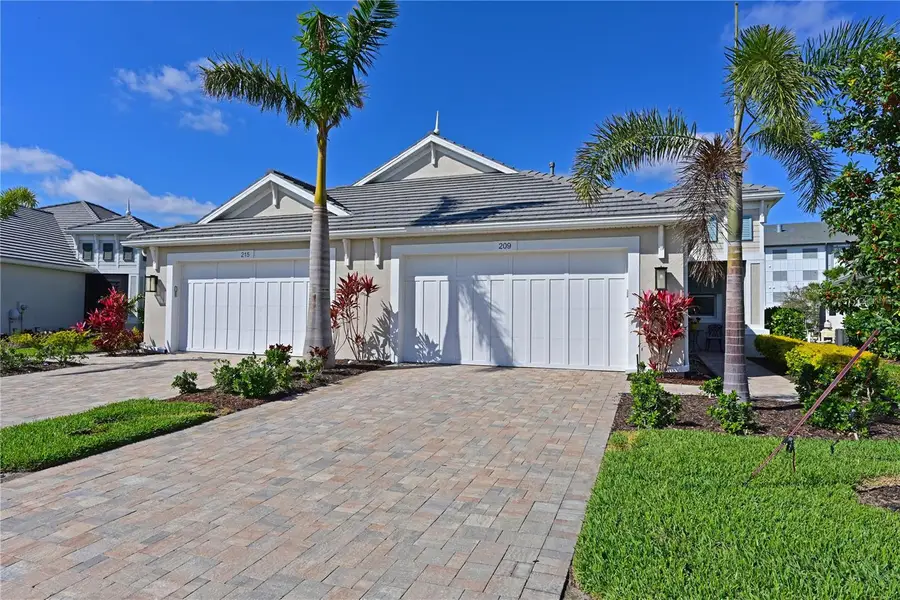 209 Okeeffe Circle, Bradenton, FL 34212 - Image #2
