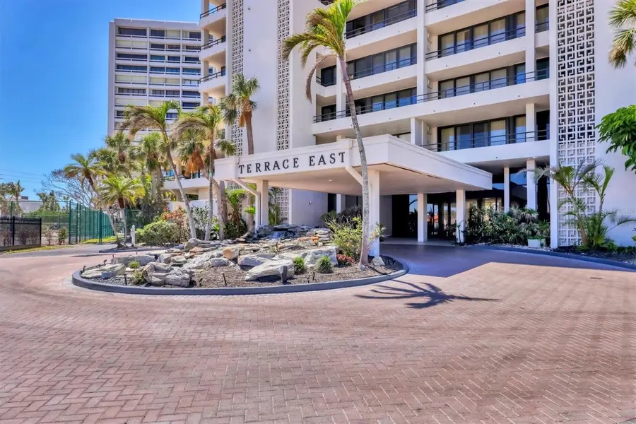 5300 Ocean Boulevard #202, Sarasota, FL 34242 - Image #2