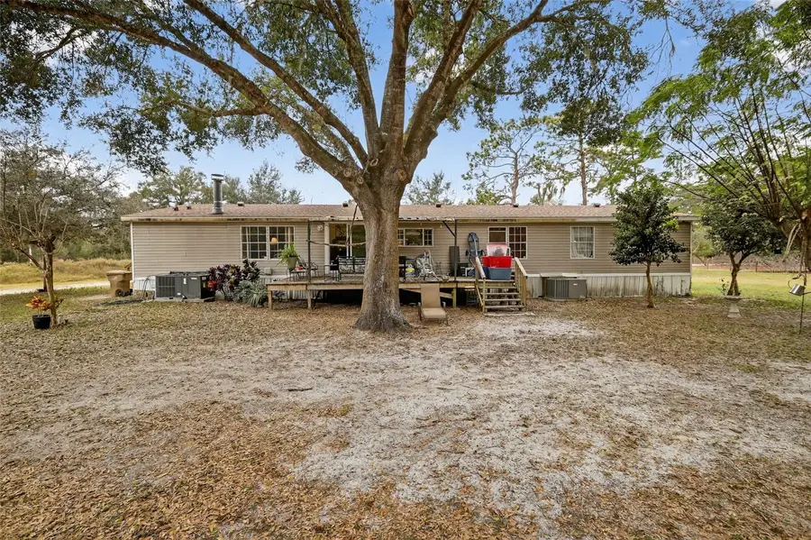 41901 Pine Valley Drive, Paisley, FL 32767 - Image #2