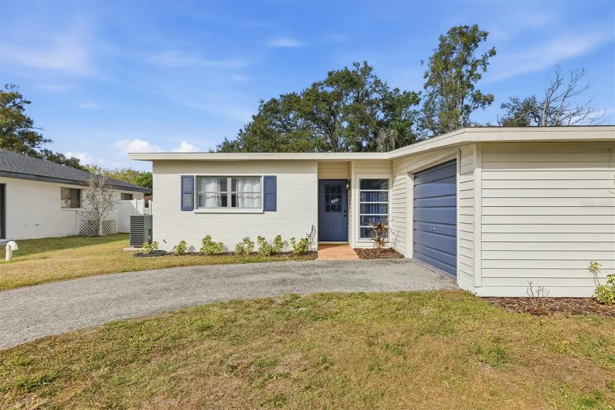 4643 Brooksdale Drive, Sarasota, FL 34232 - Image #1