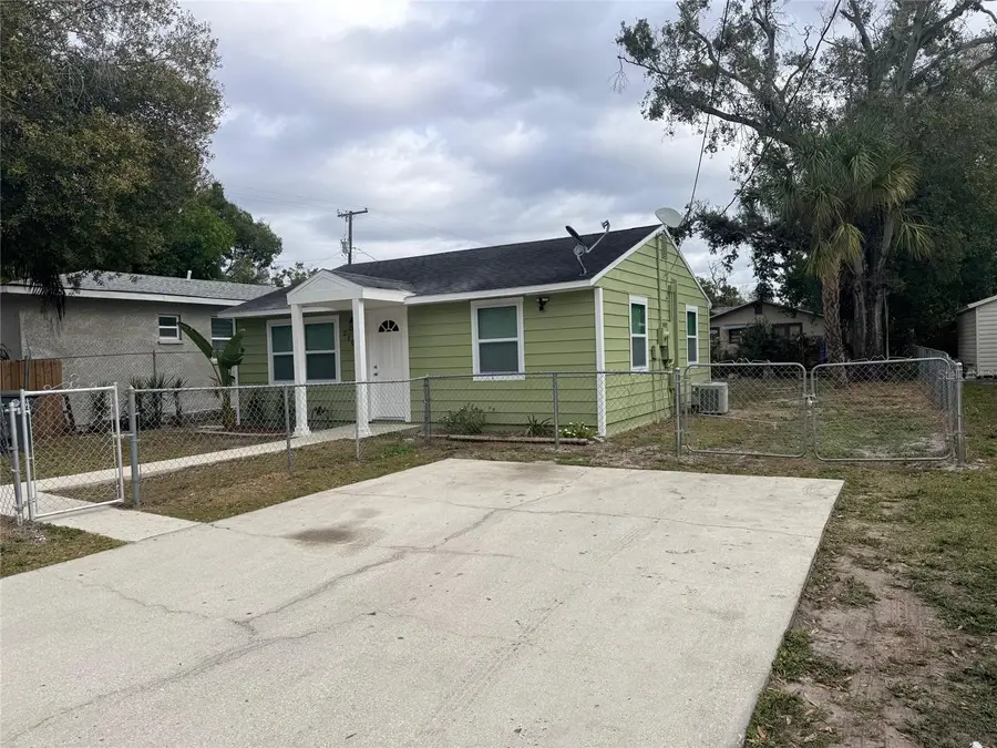 2105 11th Street W, Bradenton, FL 34205 - #2