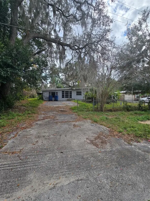 722 Tangelo Avenue, ORANGE CITY, FL 32763