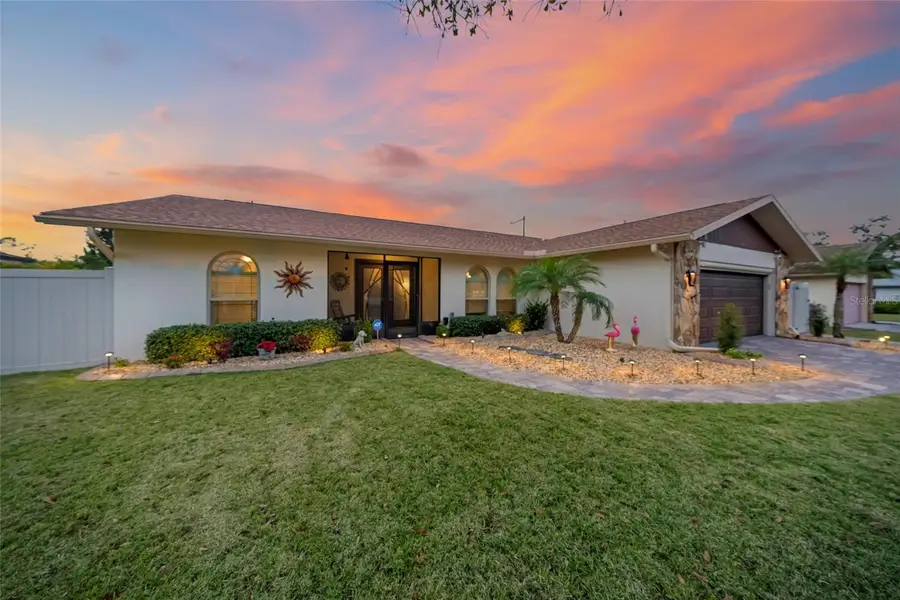 8465 Cypress Lake Circle, Sarasota, FL 34243 - Image #2