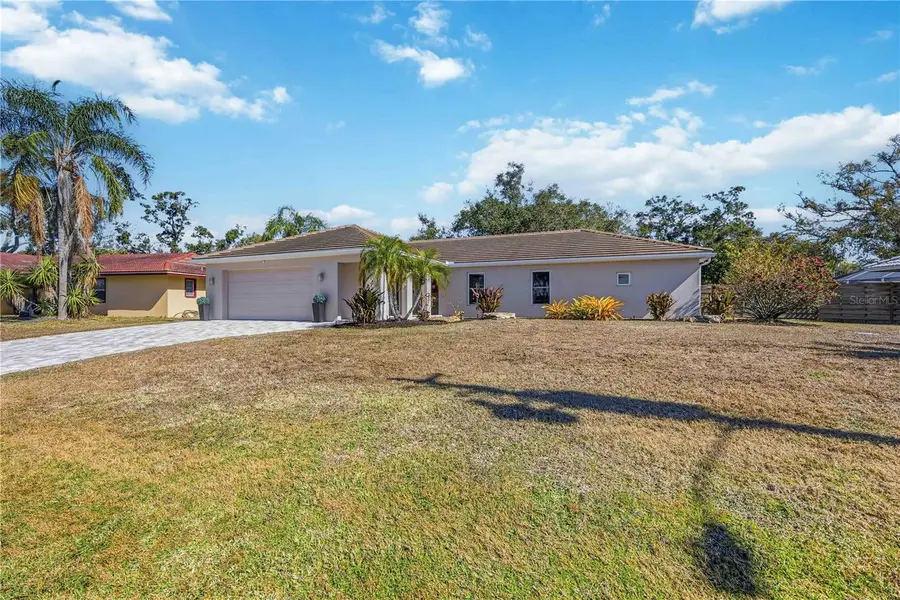 2117 Riviera Drive, Sarasota, FL 34232 - Image #2