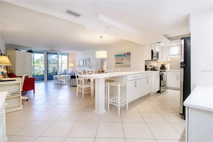 6300 Midnight Pass Road #110, Sarasota, FL 34242 - Image #2