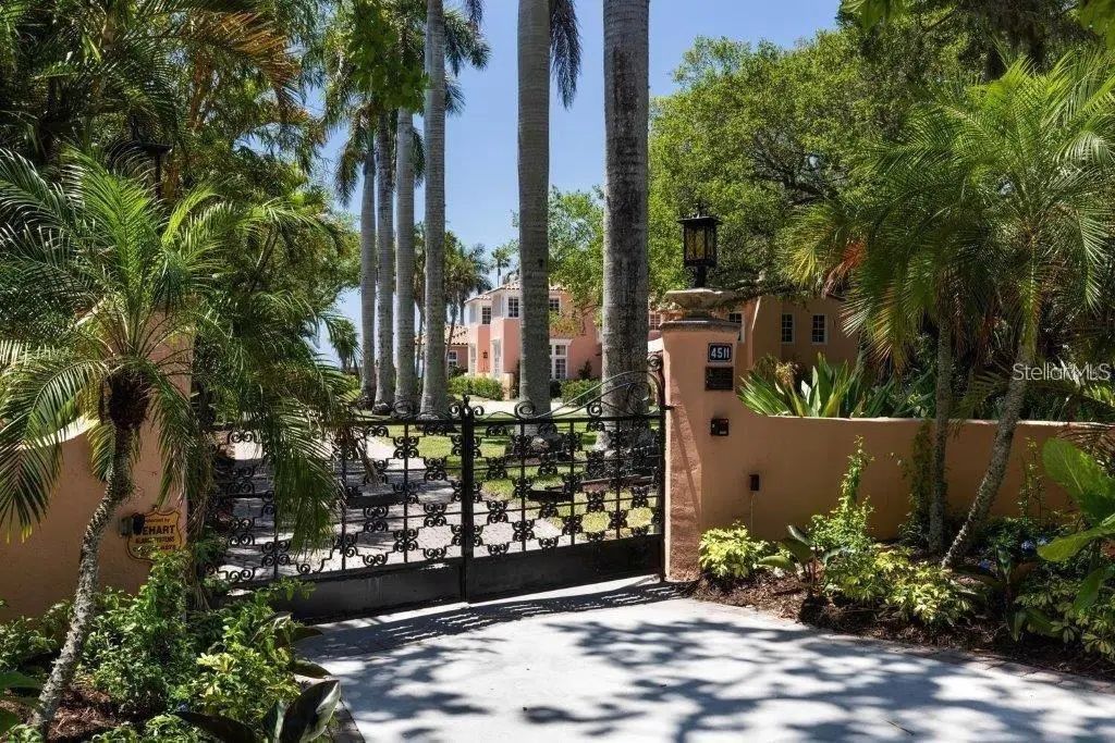 4511 Bay Shore Road, Sarasota, FL 34234 - Image #1