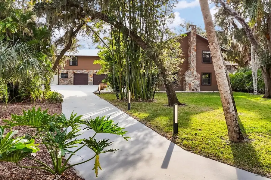 2308 Shadow Oaks Road, Sarasota, FL 34240 - Image #3