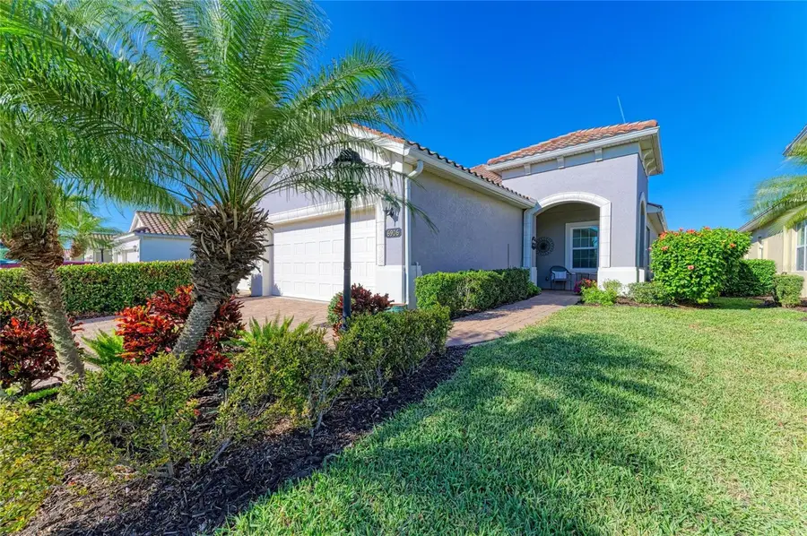 6906 Playa Bella Drive, Bradenton, FL 34209 - Image #2