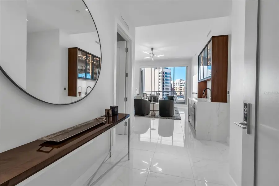 111 S Pineapple Avenue #1205, Sarasota, FL 34236 - Image #3