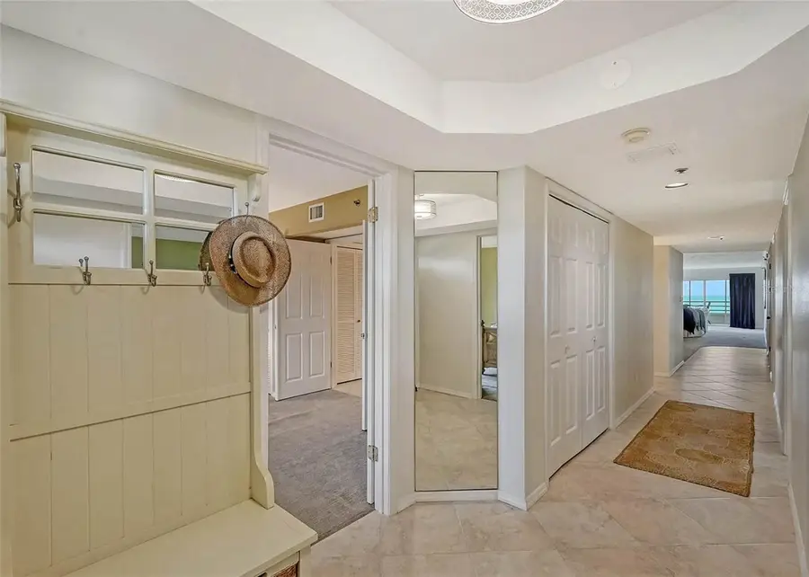 550 Flamingo Drive #202, Venice, FL 34285 - Image #2