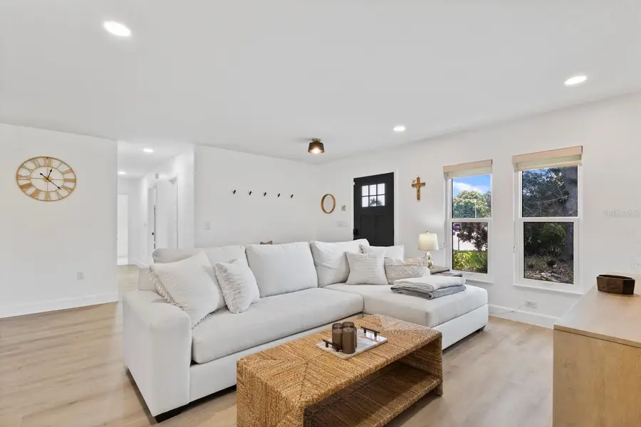 6410 38th Avenue Circle W, Bradenton, FL 34209 - Image #3