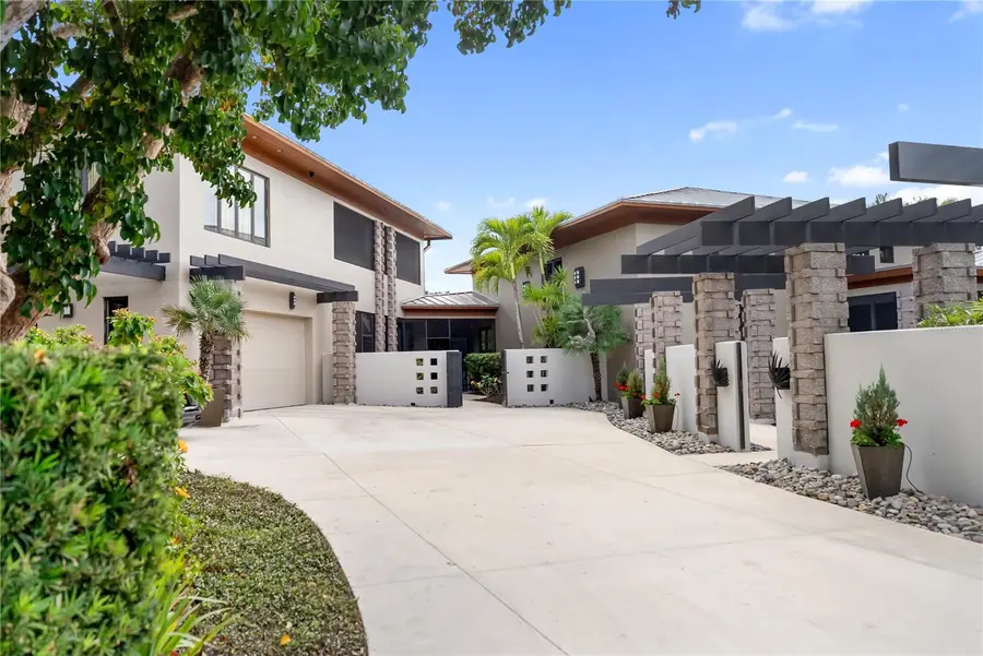 1804 N Lake Shore Drive, Sarasota, FL 34231 - Image #2