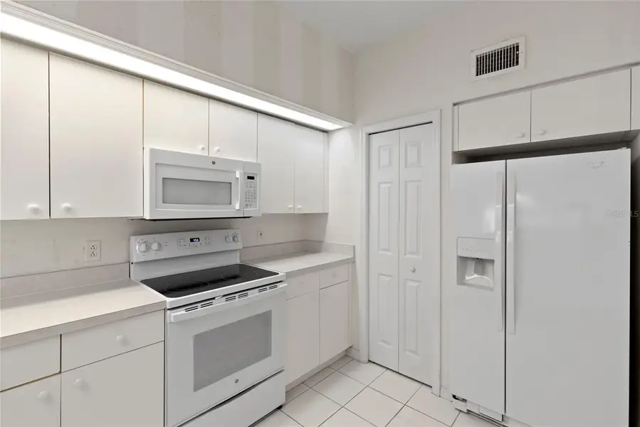 4610 Mirabella Court, Saint Pete Beach, FL 33706 - Image #3