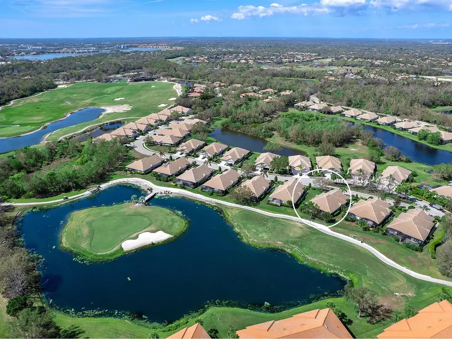 7052 Woodmore Terrace, Lakewood Ranch, FL 34202 - Image #3