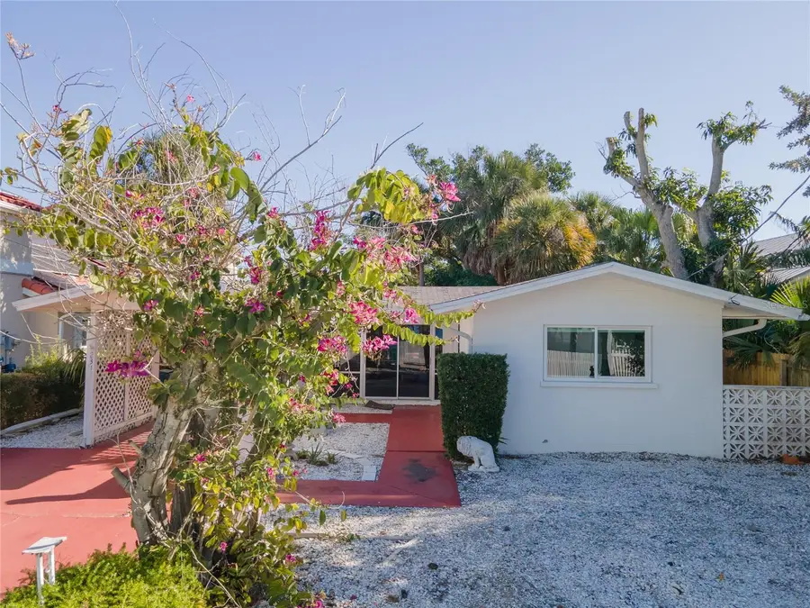 2316 Canasta Drive, Bradenton Beach, FL 34217 - Image #2