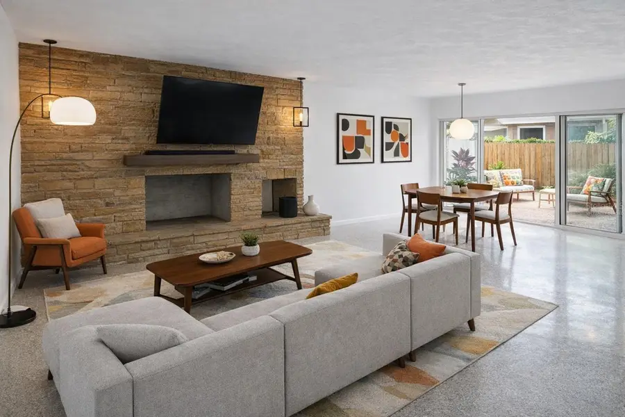 1320 Augusta Lane S, Saint Petersburg, FL 33707 - Image #3