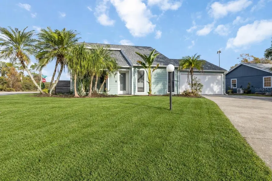 5211 Cedar Hammock Court, Sarasota, FL 34232 - Image #2