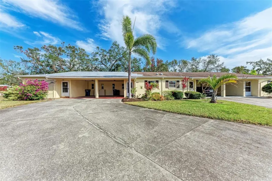 390 301 Boulevard W #8C, Bradenton, FL 34205 - Image #3