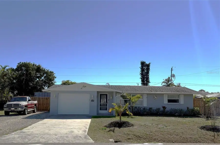 3319 Shamrock Drive, Venice, FL 34293 - Image #2